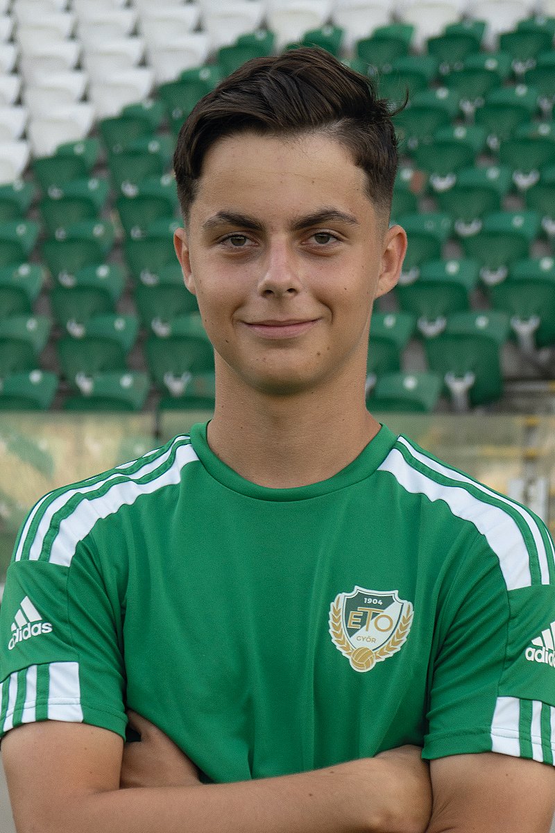 KOVÁCS DOMINIK