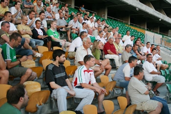Szurkolói Ankét csütörtökön
