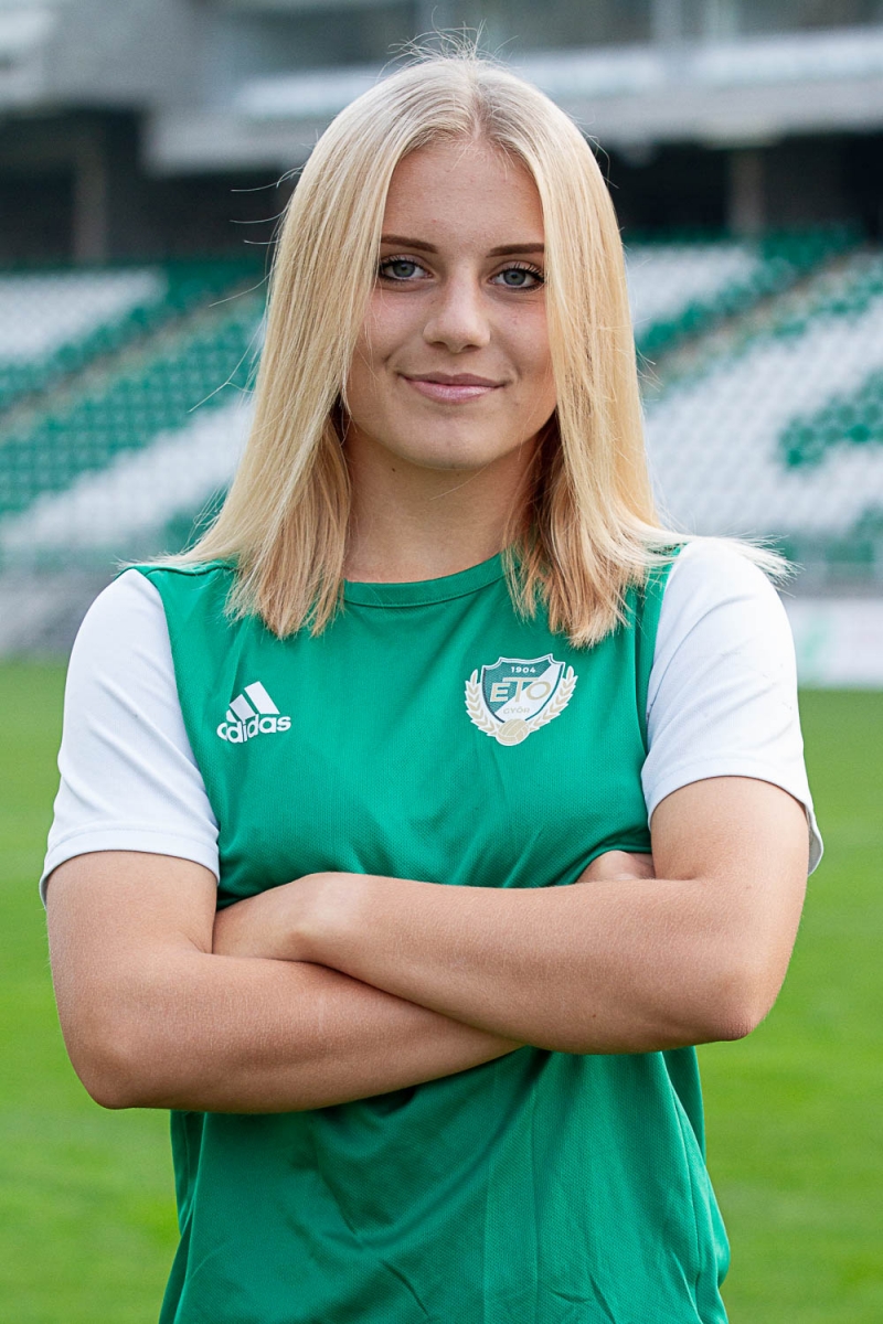 Szabó Fruzsina